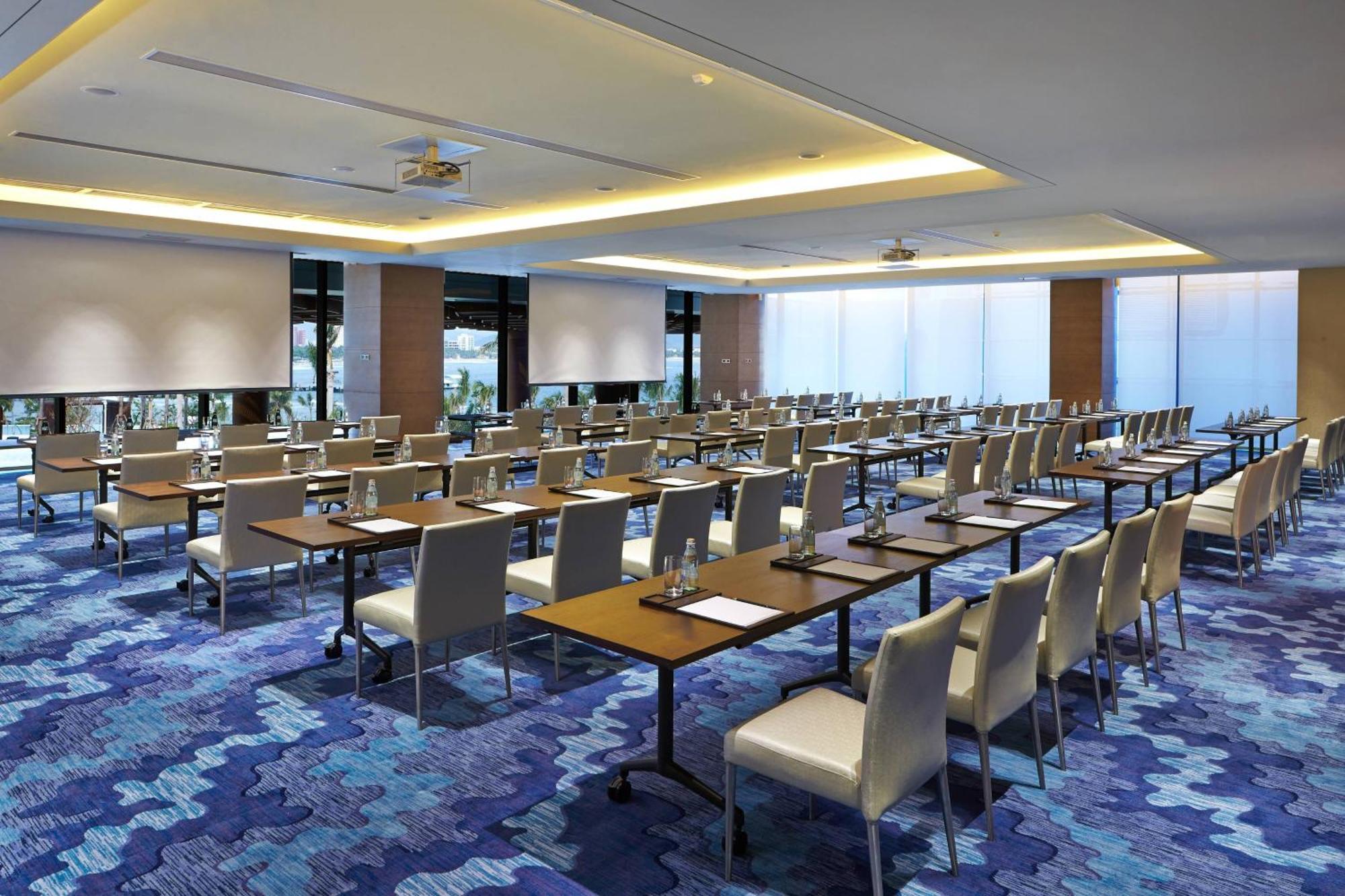 โรงแรมเจดับบลิว แมริออท ต้าตงไห่เบย์ 5* ซานย่า